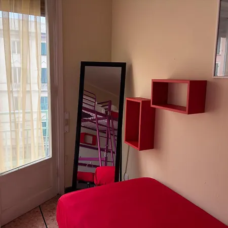 Kaleido Hostel Genua